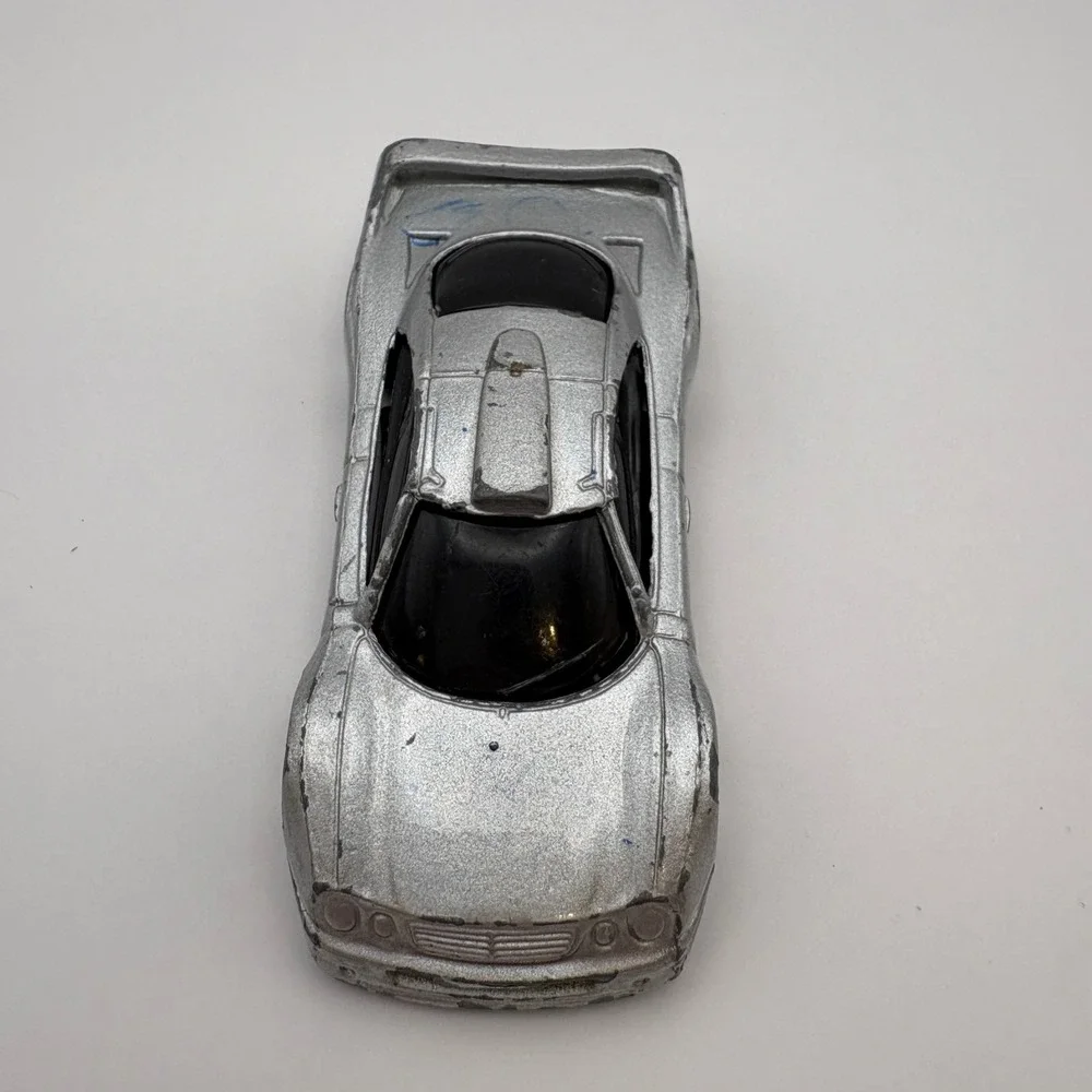 Maisto Mercedes-Benz‎ CLK-GTR Street Version Metallic Silver Diecast Car AMG